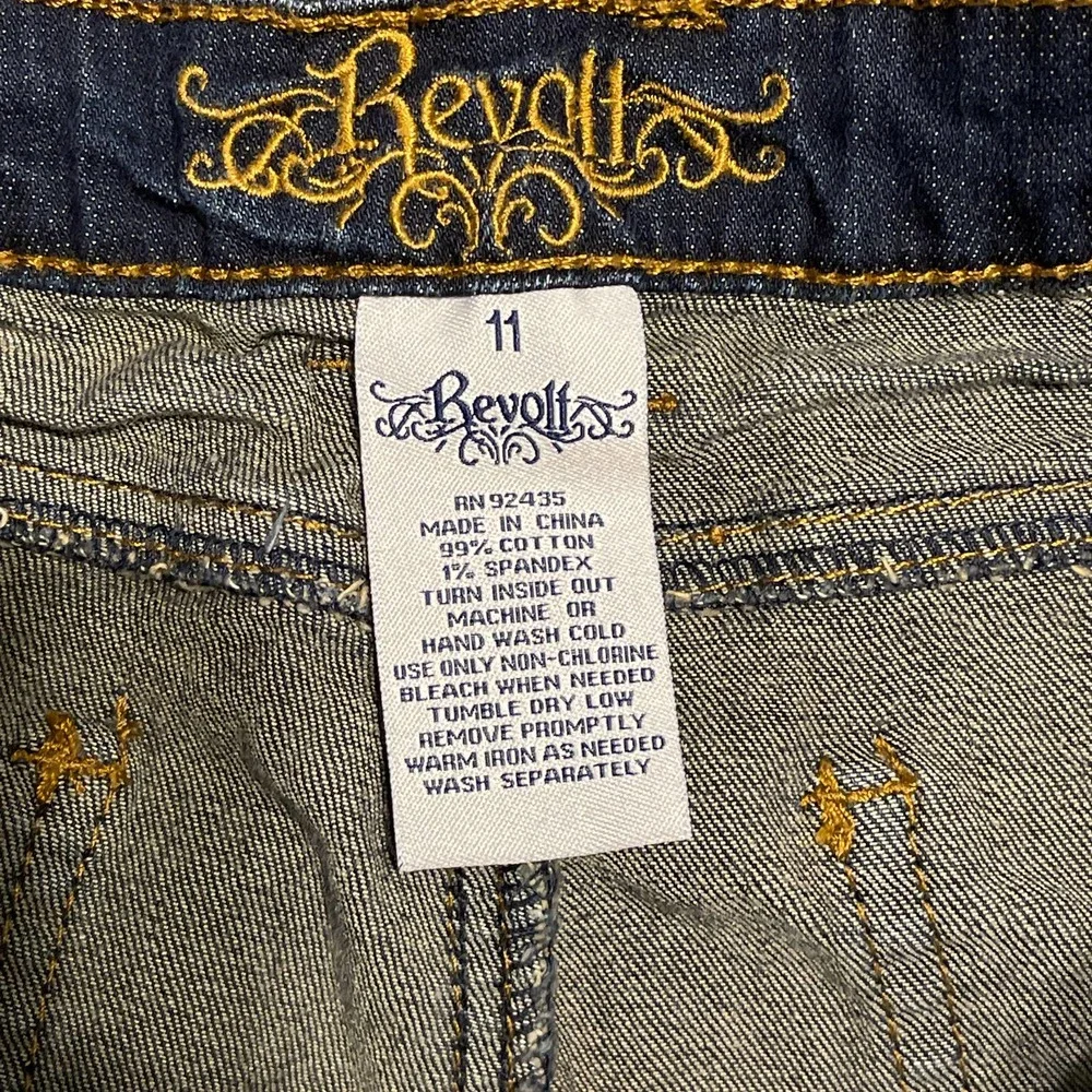 Revolt Jeans Dark Wash Distressed Denim Shorts High Rise‎ Ripped Size 11